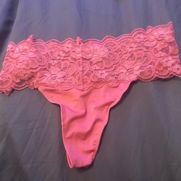 Pink panties - Picture 1 of 1